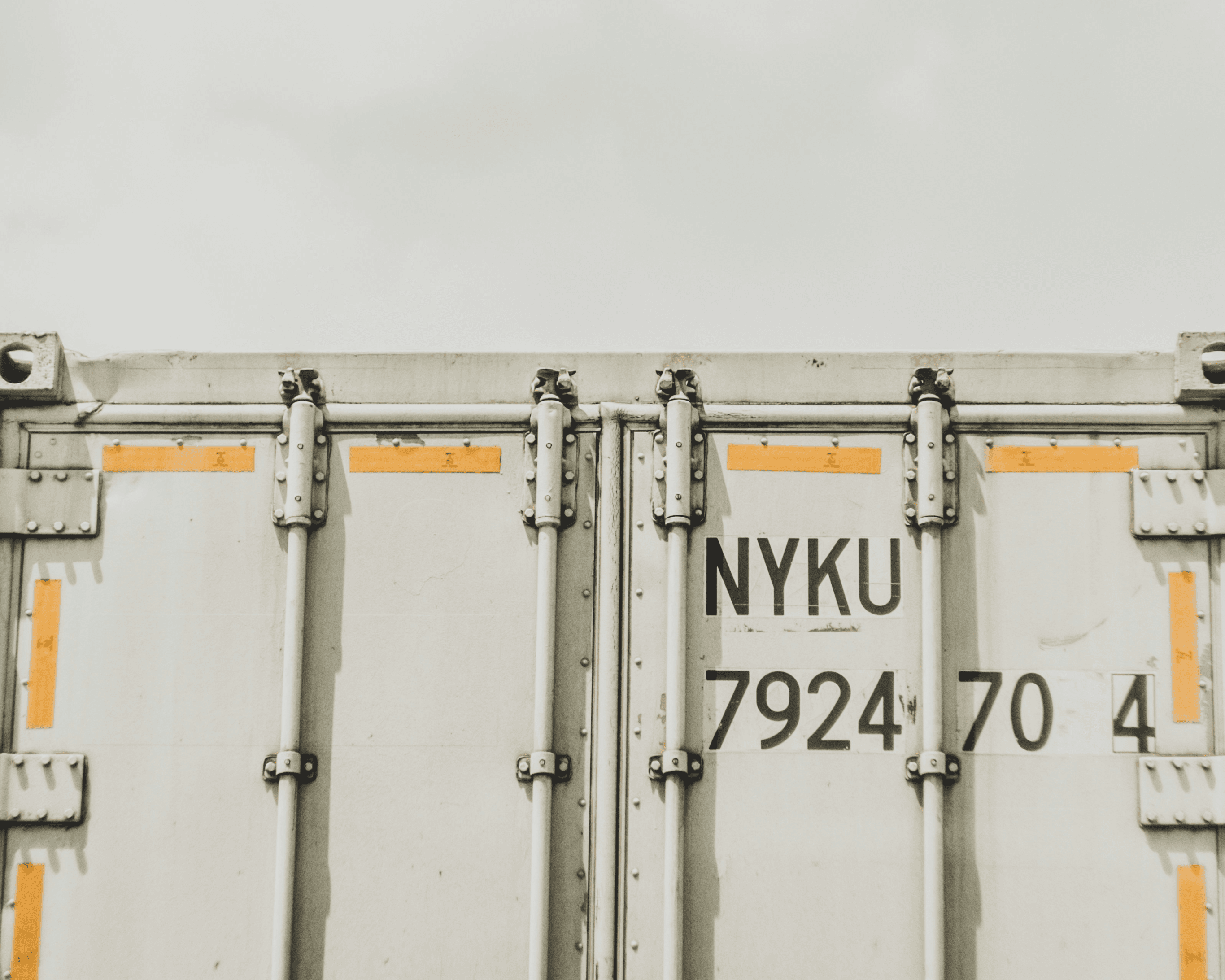 05/2026 — Diesel Holds, Activity Cools & Fleet Expands